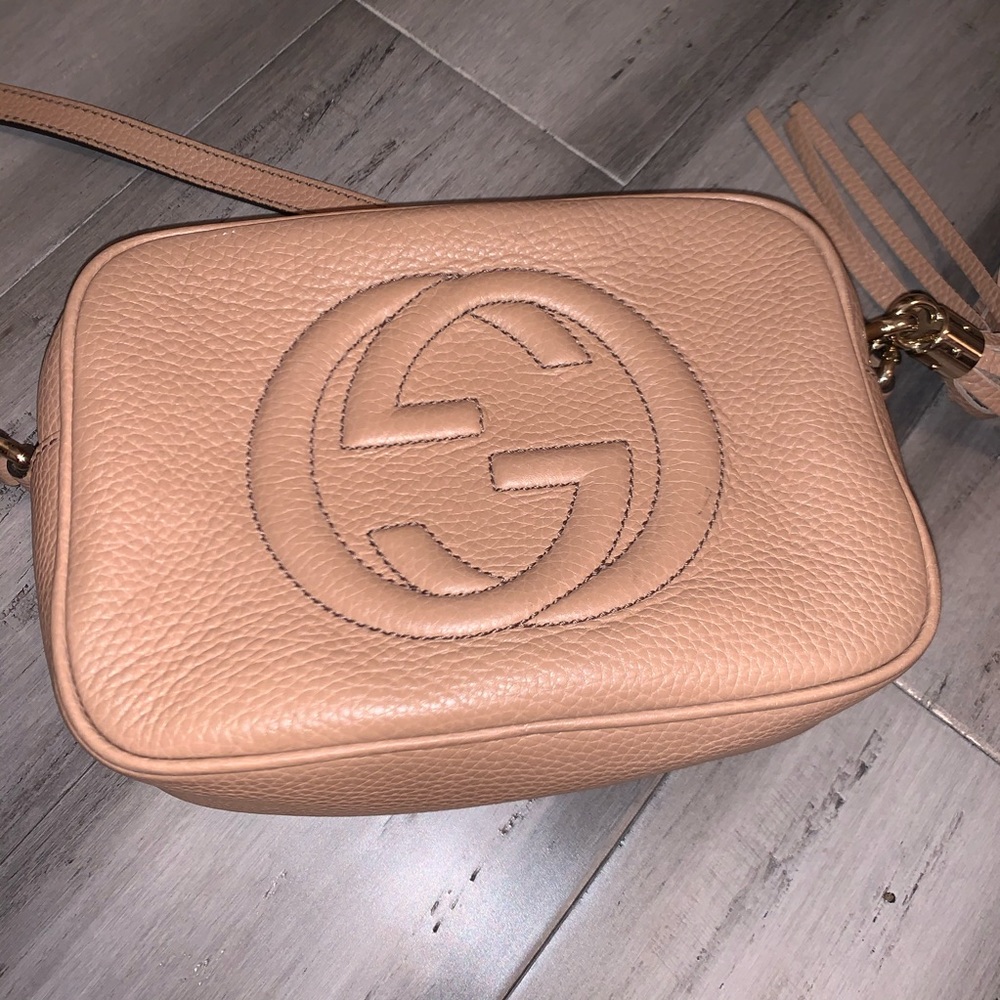 Authentic Gucci Soho Disco Crossbody Bag - Picture 2 of 8